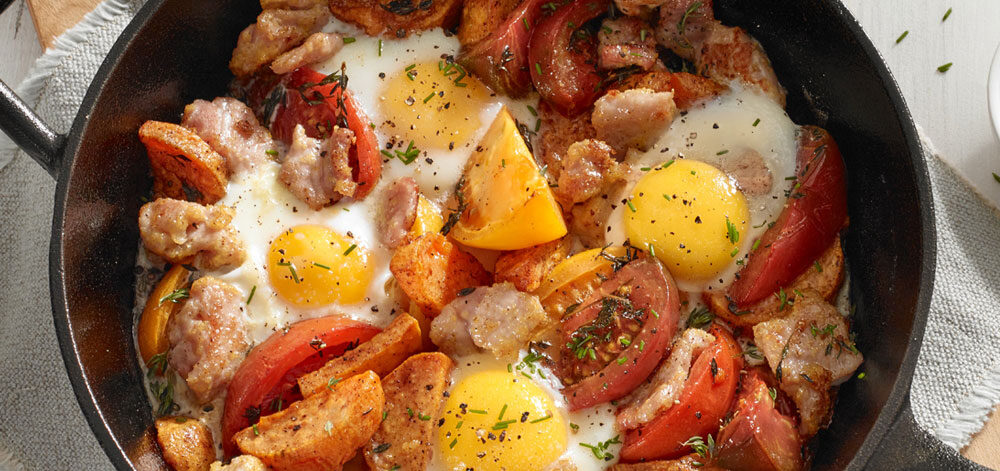 conestoga-farms-recipe-Egg and Bacon Skillet