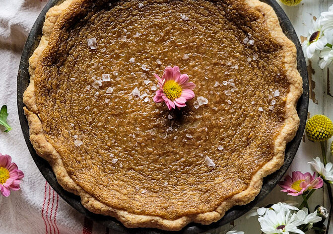 conestoga-farms-recipe-Salty Maple Tarte Au Sucre Pie