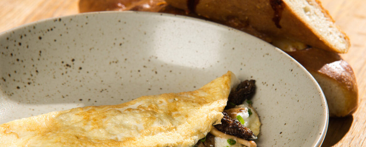 conestoga-farms-recipe-Wild Mushroom Egg White Omelette